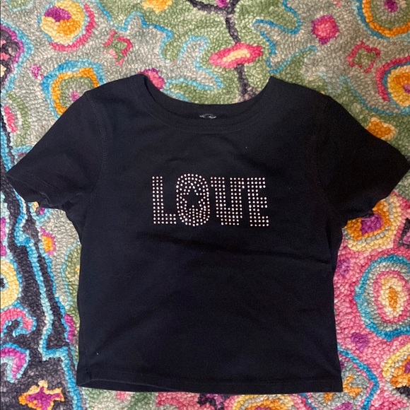 4/$10 Black Love Cropped T-Shirt XS/small - Picture 1 of 3
